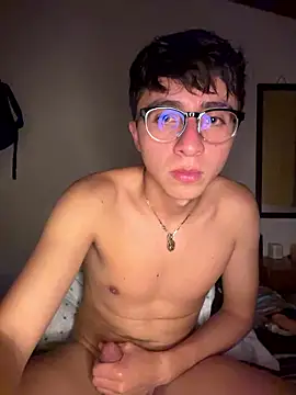 CamiRojas_boy webcam
