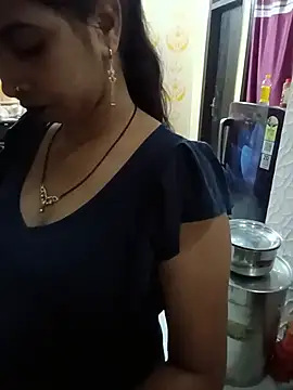 Cute-sonam-01 live cam on StripChat