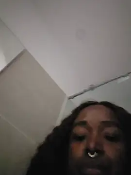 tanishaevans (F young) - Get naked+Fuck my pussy till squirt