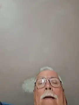 NawtyB1965 webcam