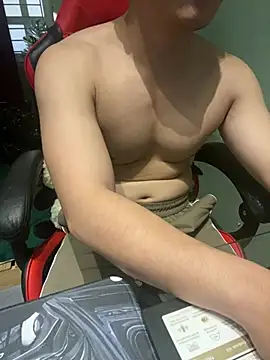 yoursecret_GEN webcam