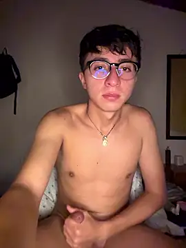 CamiRojas_boy webcam