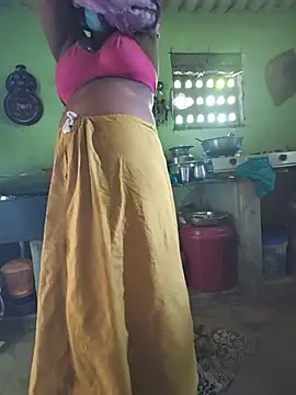 Tamilselviroja- live cam on StripChat
