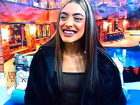 IndianPretty14u2Luv webcam