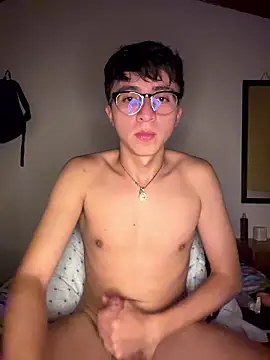 CamiRojas_boy webcam