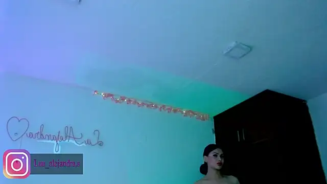 alee_lenoxx webcam
