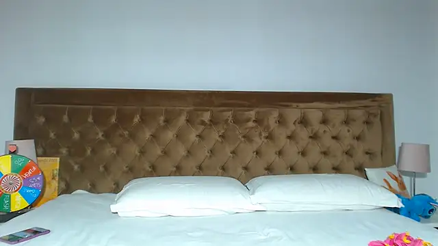 Aylinhoney08 webcam