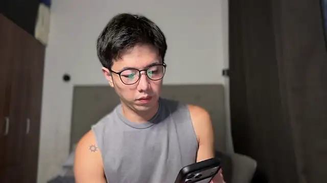 Addictiveboi webcam