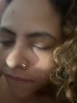 Chloe_Leaozinho webcam