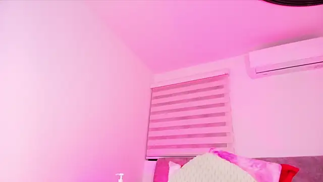 lu_mystic webcam