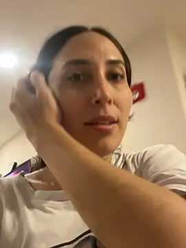 LatinDoll8