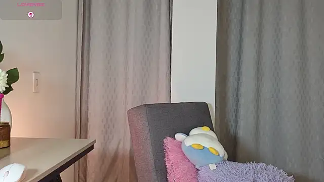 Mia_sweet80 webcam