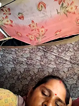 Hot_rie92 webcam