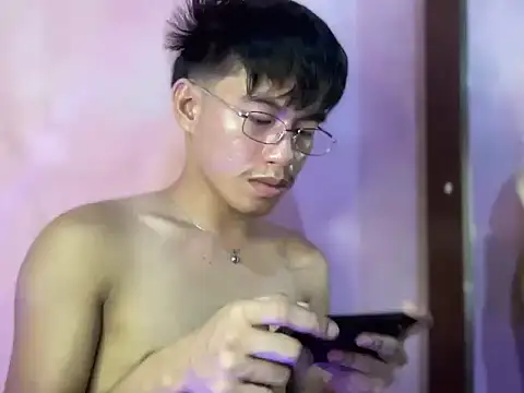 Benevolent_XO_Marc webcam