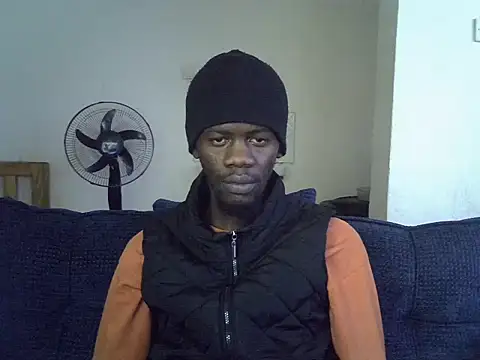 Thee_Biggest webcam