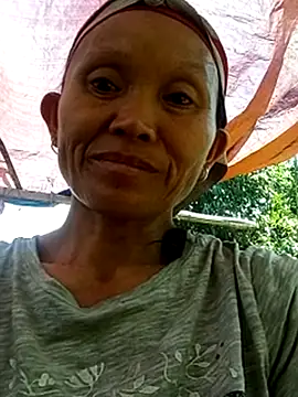 Nguyen_Emaa webcam