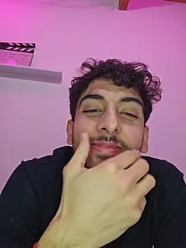 LeoyNicky98 webcam