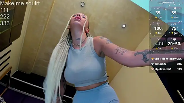 spicyxmilf webcam