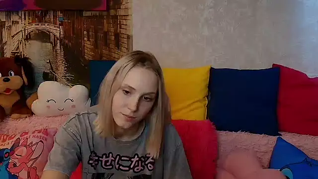 Gina_Gina_love webcam