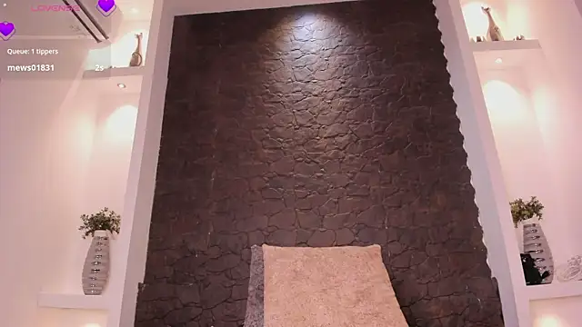 naina_deivis33 webcam