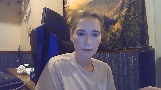 yourfavgirlduh webcam