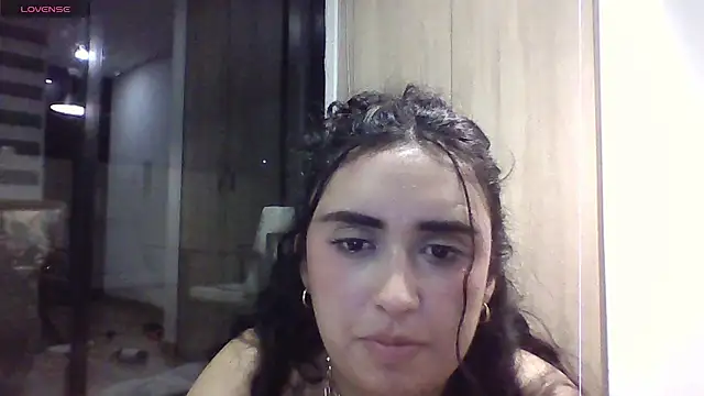 isaxcurves webcam