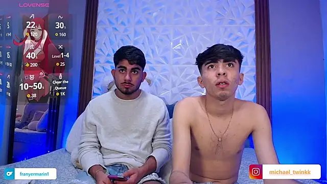 Michael_and_twinkk webcam
