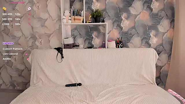 elly_pops webcam