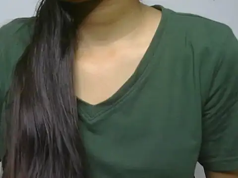 cute_manvi90 webcam
