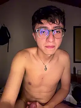 CamiRojas_boy webcam