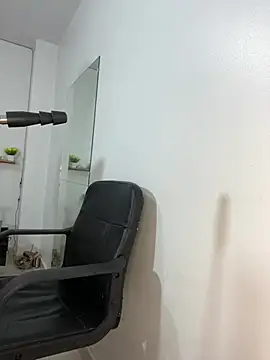 cherry_skinnyy_ webcam