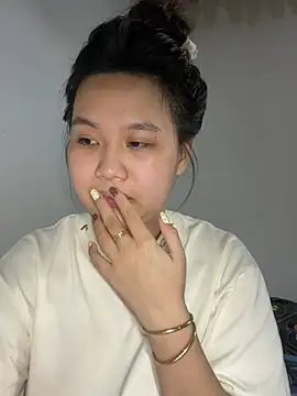 Almira6868 webcam