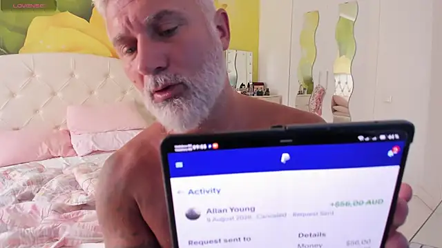 BlowMyXXL webcam