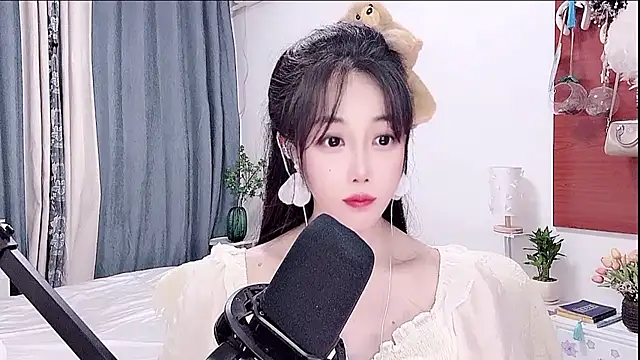 Laura_520 webcam