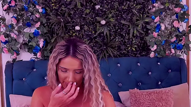 CherryMuse_ webcam