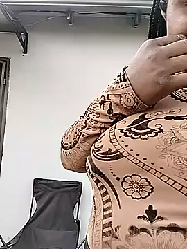 JuicyHoney_01