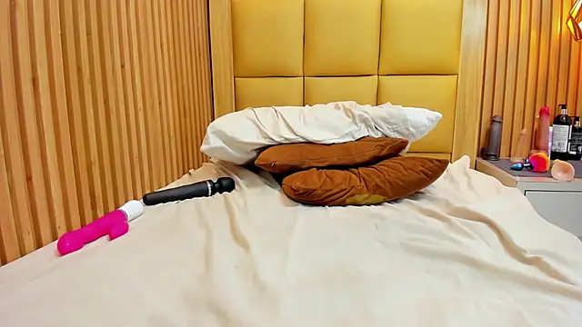 LOLAMAXI webcam