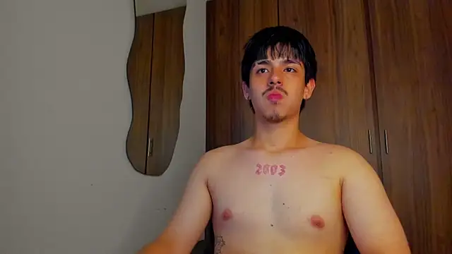 Maximo_Miller webcam