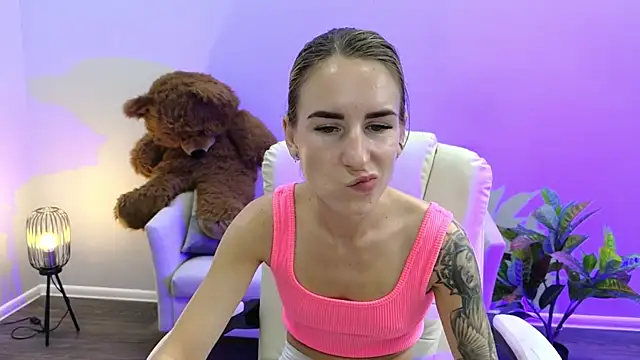 deborahorny - DeboraHorny's free webcam - UK Sex Cams