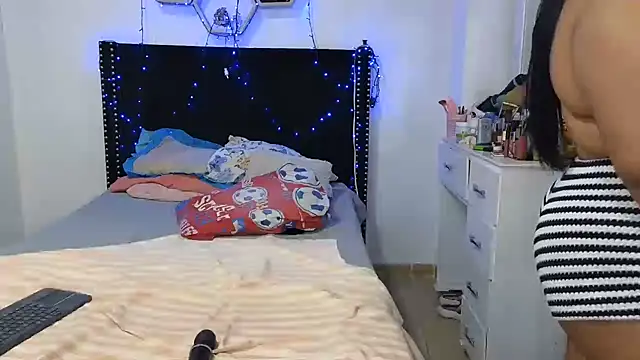 charlotte_077 webcam
