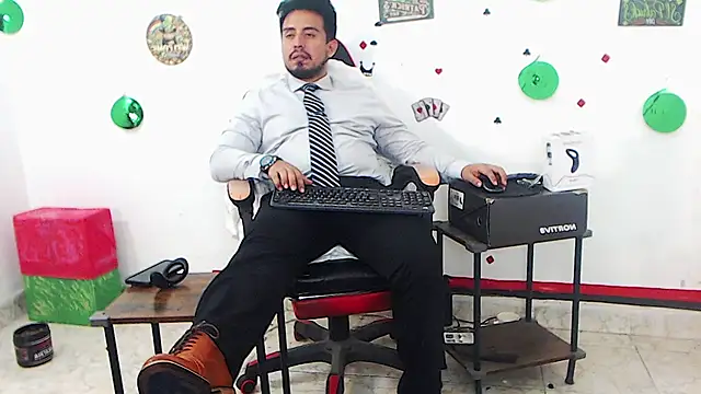 kalethbigdick (Ask my age) - soft  dick