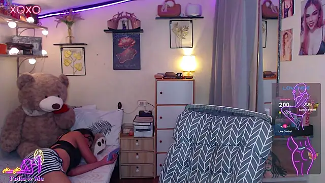 izabella_moore webcam