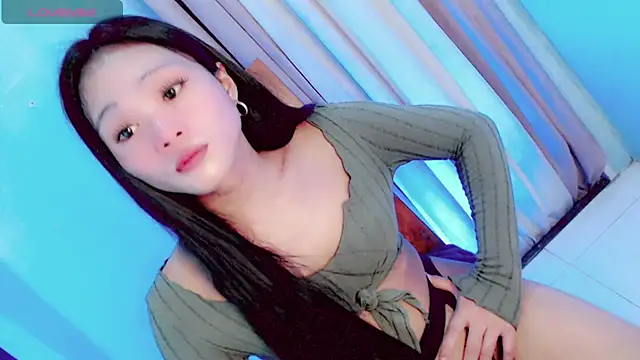 Amomentoflust202 webcam