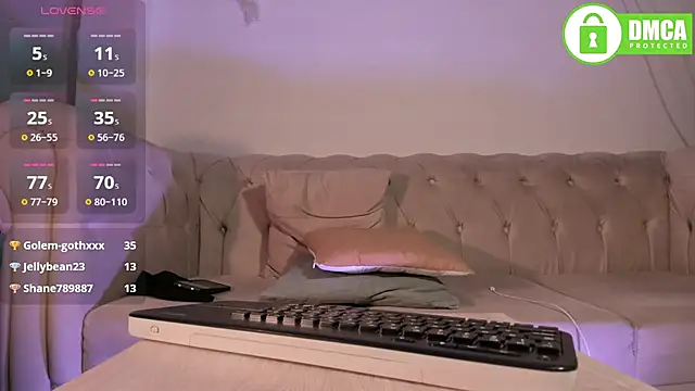zoe_37 webcam