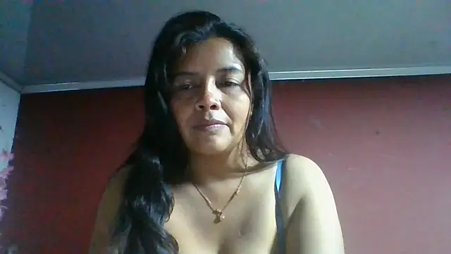 DianaOchoa_ live cam on StripChat