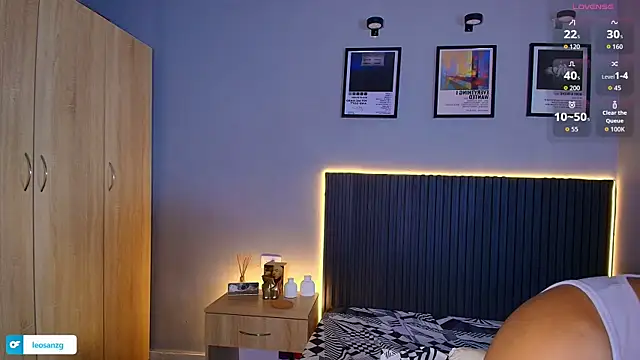 Leo_Savage_ webcam