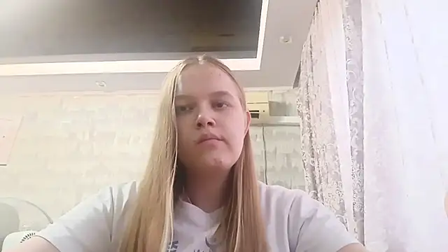 Lali_Boms live cam