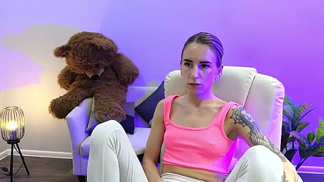 DeboraHorny webcam