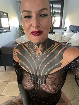 KathaleaNoir live cam