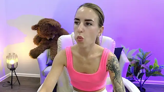 DeboraHorny webcam